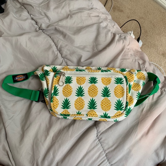 Dickies Handbags - Dickies Pineapple Fanny Pack